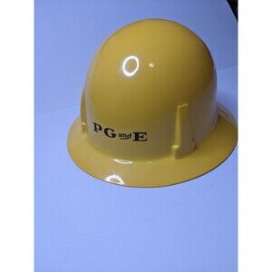 Pg&E Vintage Plastic Safety Hard Hat Collectable